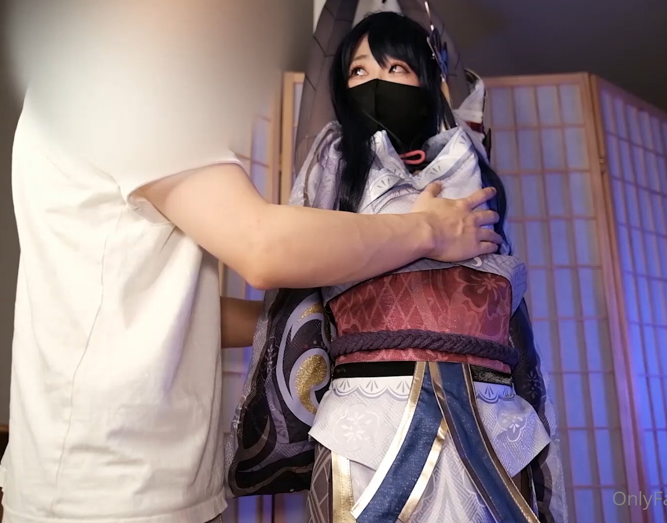 【无敌COS/中文/全动态】柚子猫：黑丝雷电将军：来自深渊的社保+JK赠品【国语/1.6G】